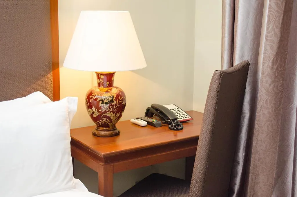 **  Ritz Hotel Angeles Philippines
